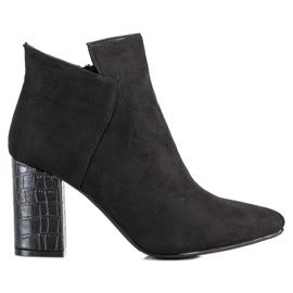 Vinceza Boty na podpatku s hadím potiskem černá Vinceza Boty na podpatku s hadím potiskem černá