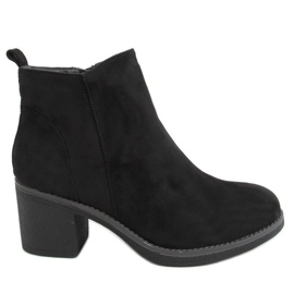 Černé kozačky na vysokém podpatku 9B1003 Black černý