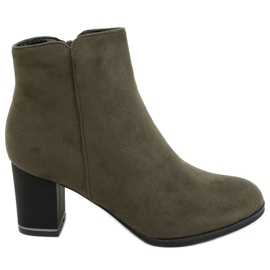 Zelené kozačky na nízkém podpatku KL-718 Green zelený