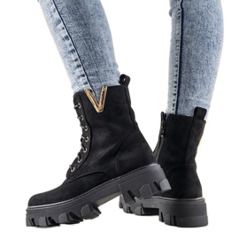 Černé kozačky na vysoké podrážce Rudes černá Černé kozačky na vysoké podrážce Rudes černá