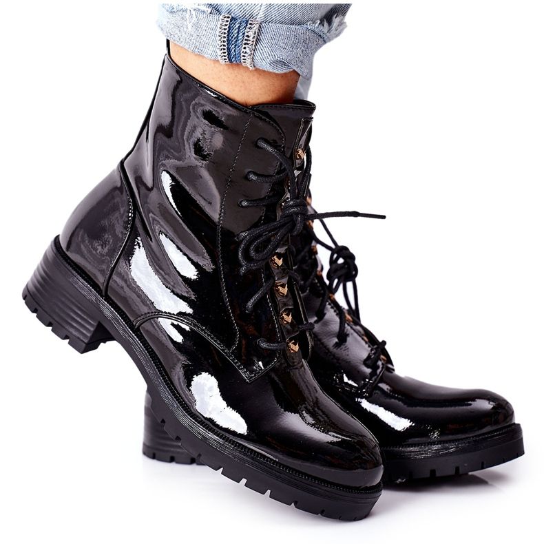 S.Barski Dámské boty lakované černé Maniana černá