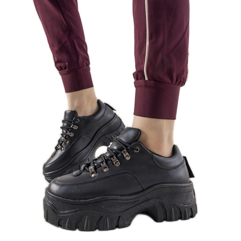 Dámské černé sportovní tenisky Keygo černá