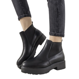 Klasické černé kozačky s elastickým Santacruzem černý