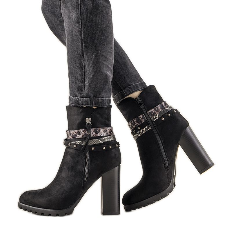 Černé semišové kozačky na sloupek pro ženy Barella černá