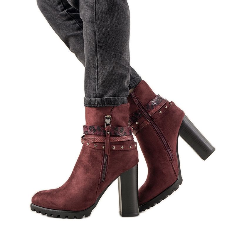 Dámské barelské semišové kozačky Barella na sloupku červené