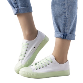 Dámské bílé a zelené tenisky Senor bílý Dámské bílé a zelené tenisky Senor bílý