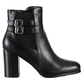 Renda Boty s ozdobnými sponami černý