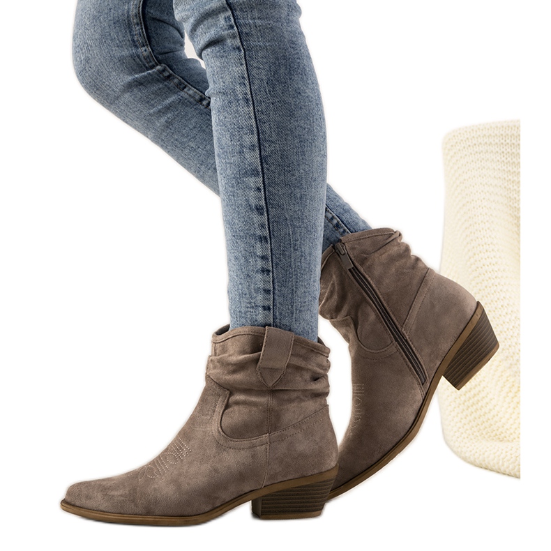 Hnědé dámské kovbojské boty Taup hnědý