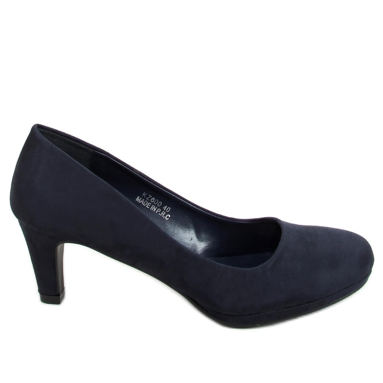 Čerpadla na tmavě modré platformě KZ600 Blue námořnická modrá