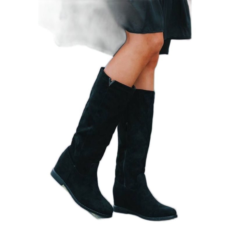 Černé boty na zakrytém klínu Nana černá