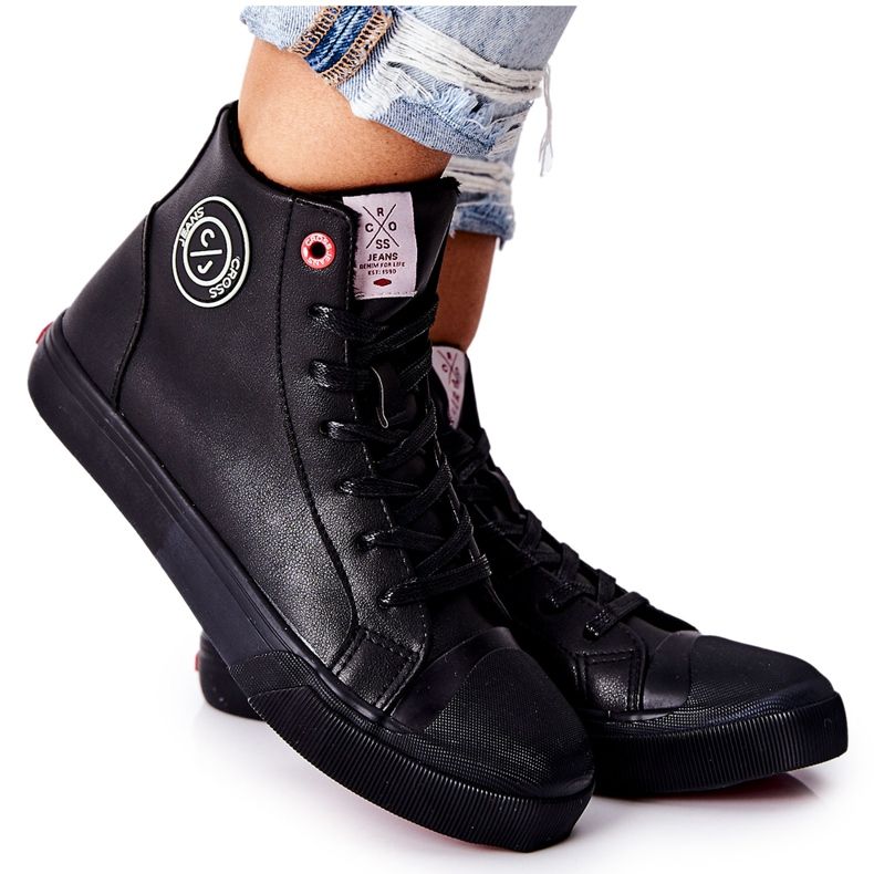 Dámské zateplené tenisky Cross Jeans High Black II2R4009C černá Dámské zateplené tenisky Cross Jeans High Black II2R4009C černá
