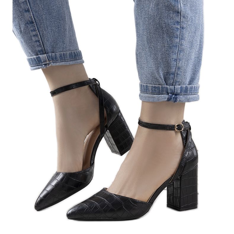 Černé lodičky na Daviesově postu černá Černé lodičky na Daviesově postu černá