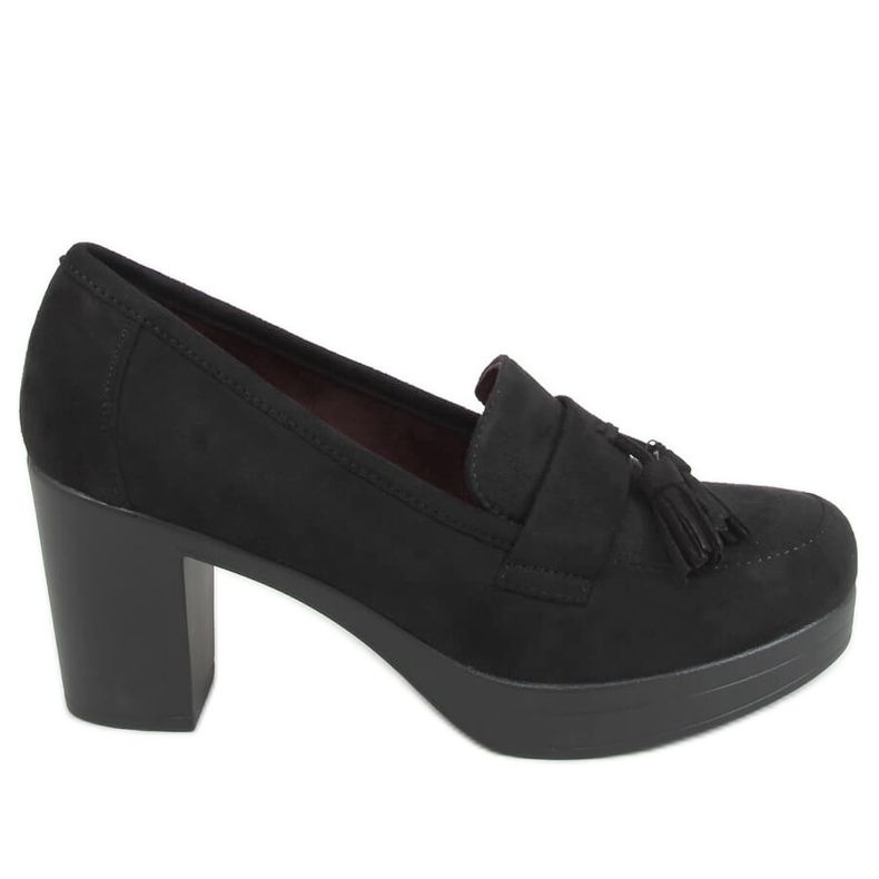 Čerpadla na sloupku a plošině černá 8B817 Černá