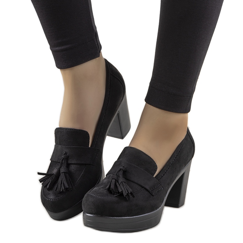 Černé mokasíny na sloupku Himmel černá