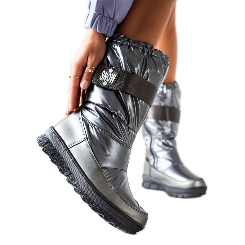 S. BARSKI Lesklé sněhové boty od S.BARSKI stříbrný