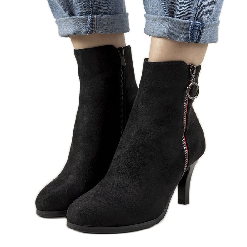 Černé kozačky s ozdobným zipem Yoana černá