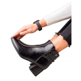 Goodin Klasické boty z ekokůže černý