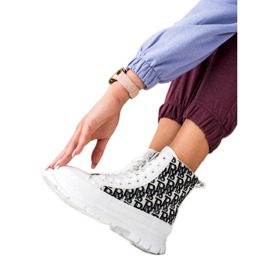 TRENDI Vysoké bílé módní tenisky bílý černý