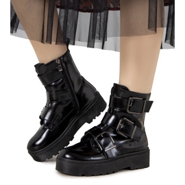 Černé kotníkové boty na platformě Austin černý