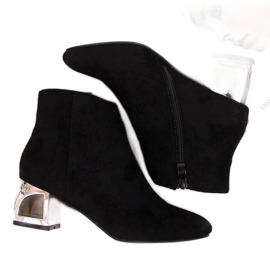 Kozačky s ozdobnou patou T.Sokolski W SCA144A černá