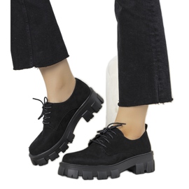 Černé boty na tlusté podrážce Melisande černá