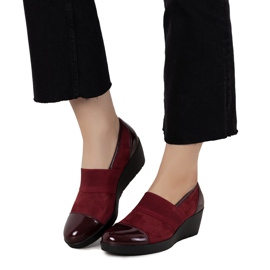 Kaštanová brogues na klínu Lirienne červený