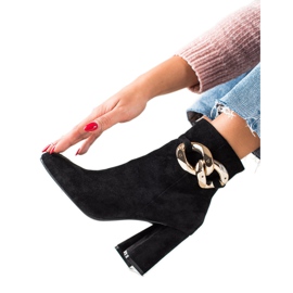 TRENDI Stylové kozačky se zlatým ornamentem černá TRENDI Stylové kozačky se zlatým ornamentem černá