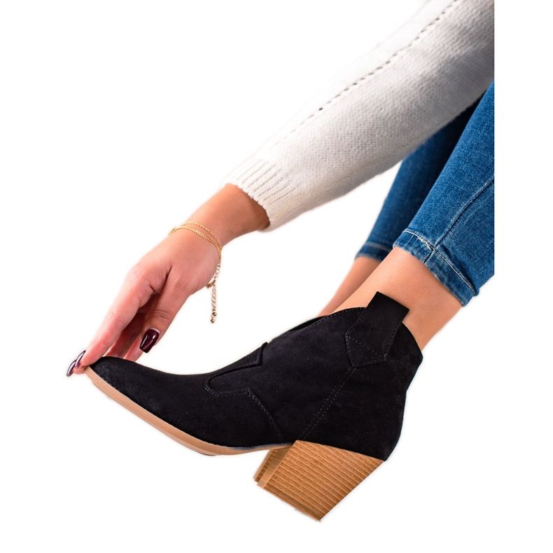 Lucky Shoes Kovbojské černé semišové boty černá