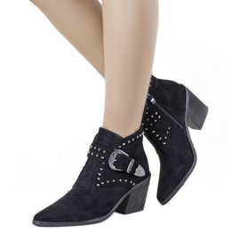 Kovbojské boty černé Hughes černý