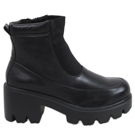 Černé boty na silné podrážce CH19208 Černá černý