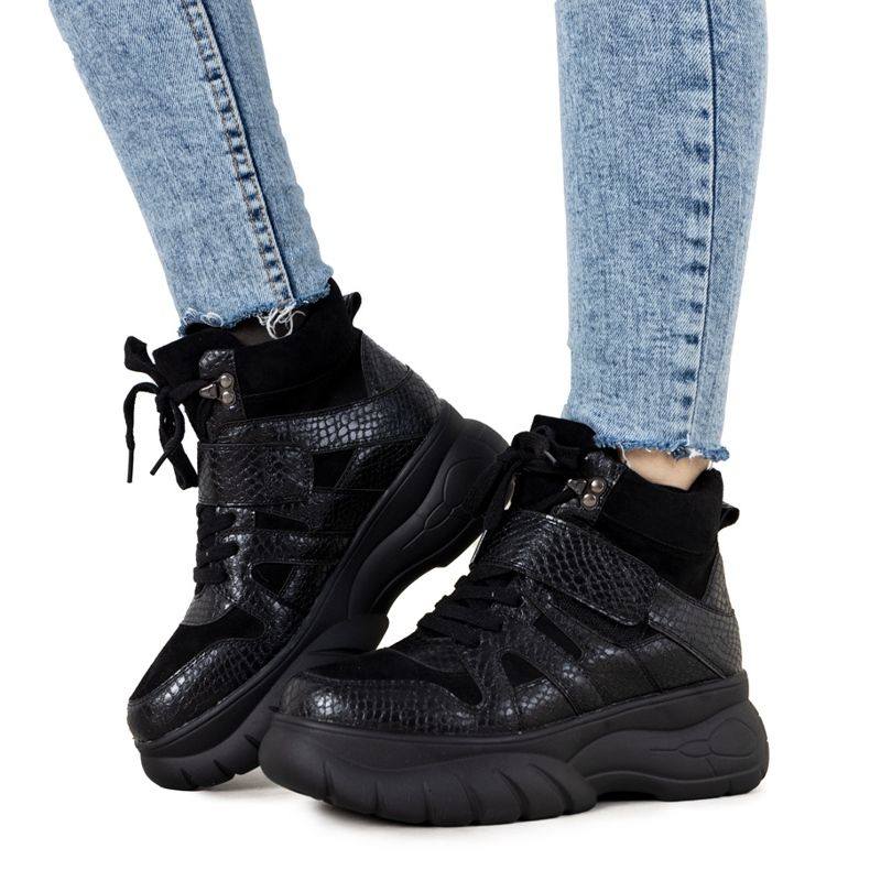 Černé zimní tenisky s motivem zvířátek Ninette černá