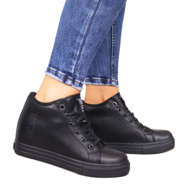 Černé klínové tenisky Big Star W EE274127 černá