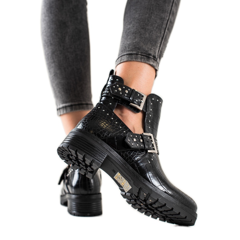 Bestelle Pracovníci s ozdobou spony černá