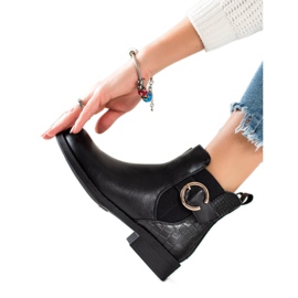 TRENDI Boty se zlatou sponou černý