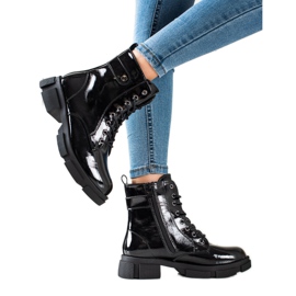 Goodin Klasičtí lakovaní dělníci černý