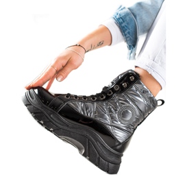 TRENDI Módní prošívané lapače černý stříbro