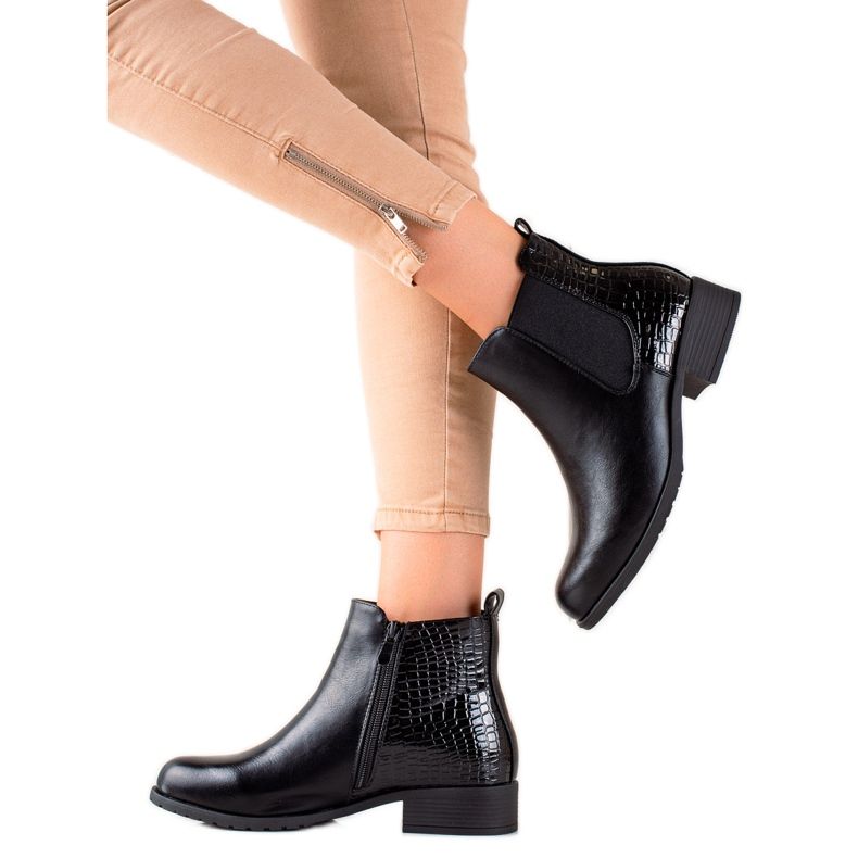 Queen Vivi Ležérní kotníkové boty černá