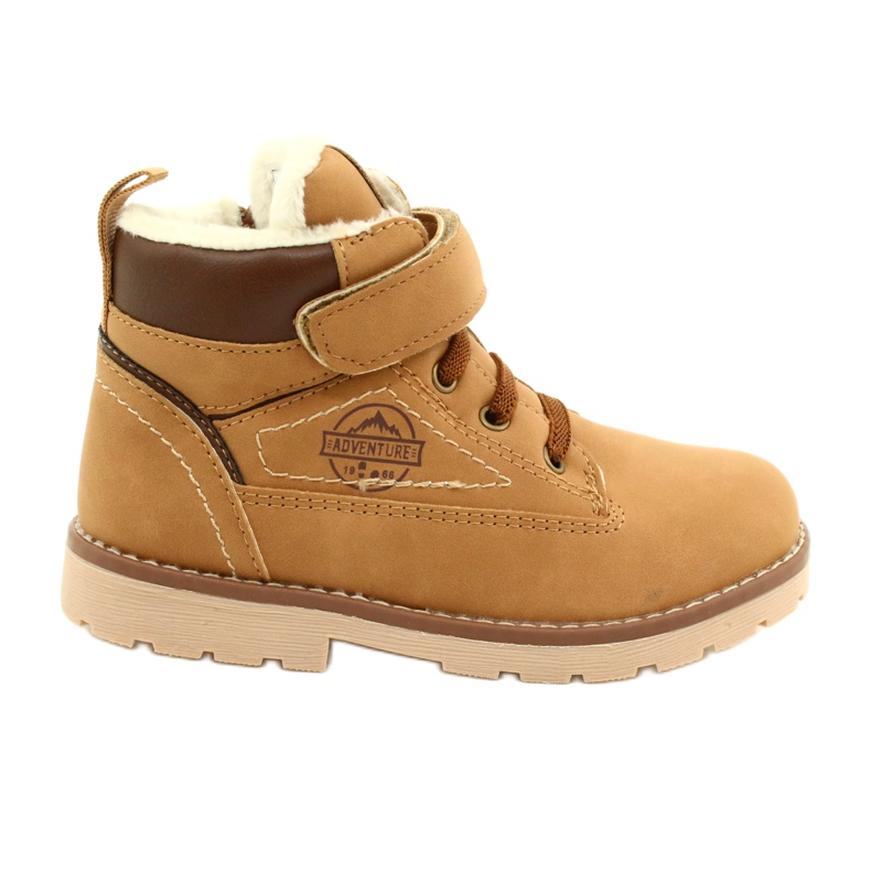 Pracovníci izolované kožešinou American Club GC29 / 21 Camel béžový hnědý žlutá