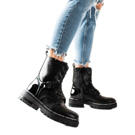 TRENDI Černí dělníci se sponou černý