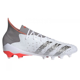 Kopačky Adidas Predator Freak.1 Ag M FY6254 šedá, bílá bílý Kopačky Adidas Predator Freak.1 Ag M FY6254 šedá, bílá bílý
