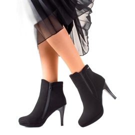 Camo Stylové kozačky na vysokém podpatku černá Camo Stylové kozačky na vysokém podpatku černá