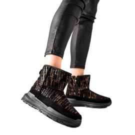 TRENDI Teplý Mukluki na platformě černý zlatý