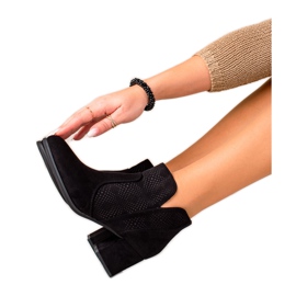 Evento Holínky s prolamovanou vložkou černý