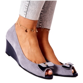 Klasické lodičky na klínu Monnari 0500-M12 šedá