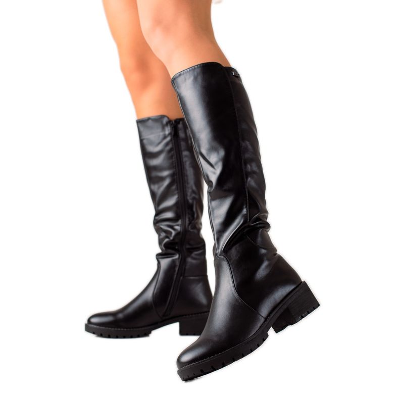 Gogo Stylové kozačky z eko kůže černá