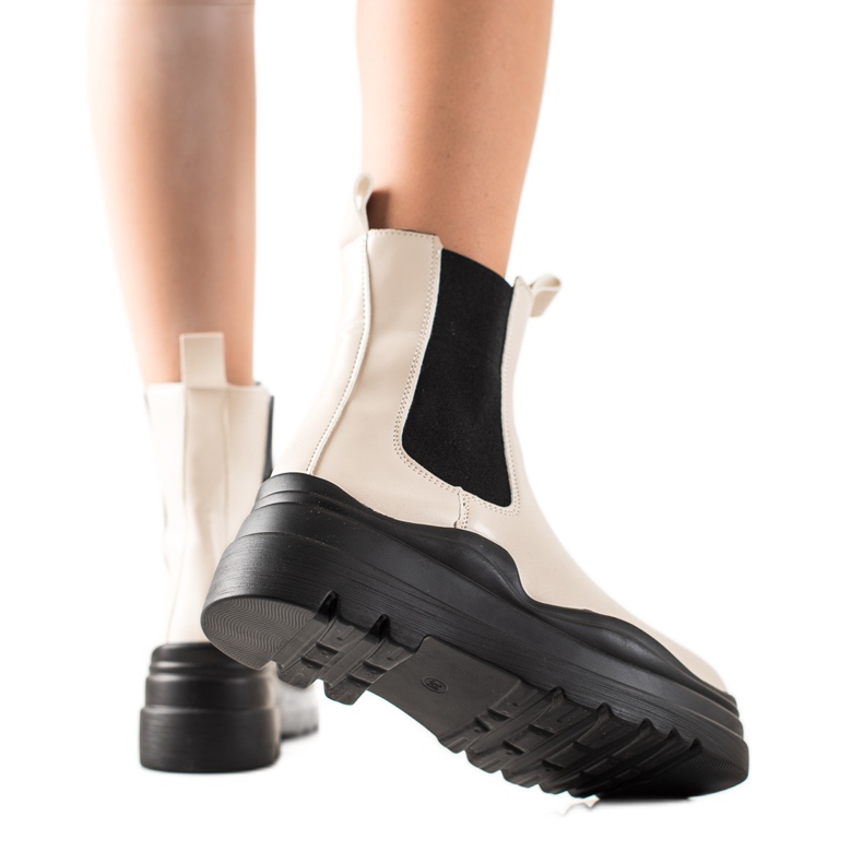 TRENDI Chelsea Boty Na Módní Platformě béžový