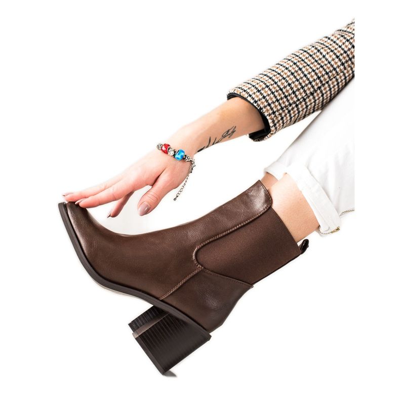 Laura Mode Elegantní kozačky hnědý Laura Mode Elegantní kozačky hnědý