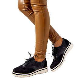 Černé dámské oxfordky od Beco černá