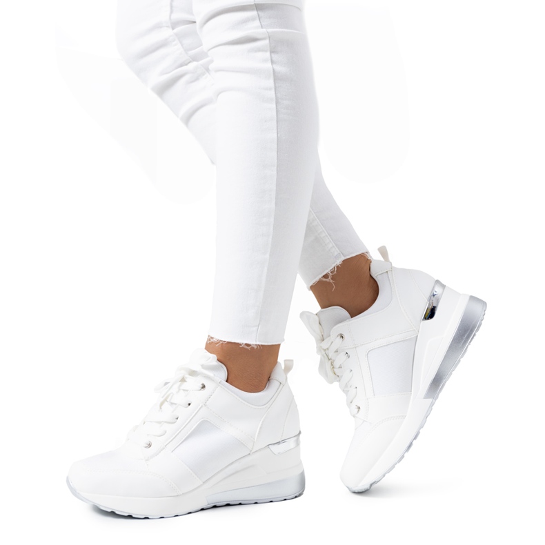 Bílé tenisky na klínu Lockett bílý stříbrný Bílé tenisky na klínu Lockett bílý stříbrný