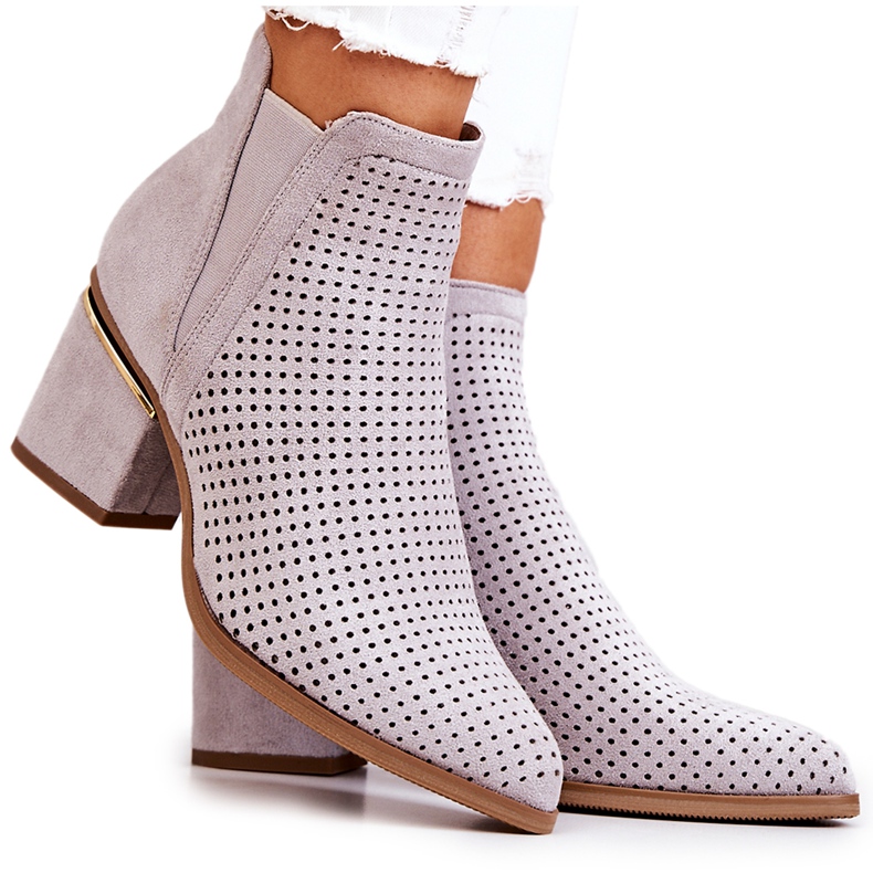 PS1 Semišové prolamované kovbojské boty Šedá Helloni